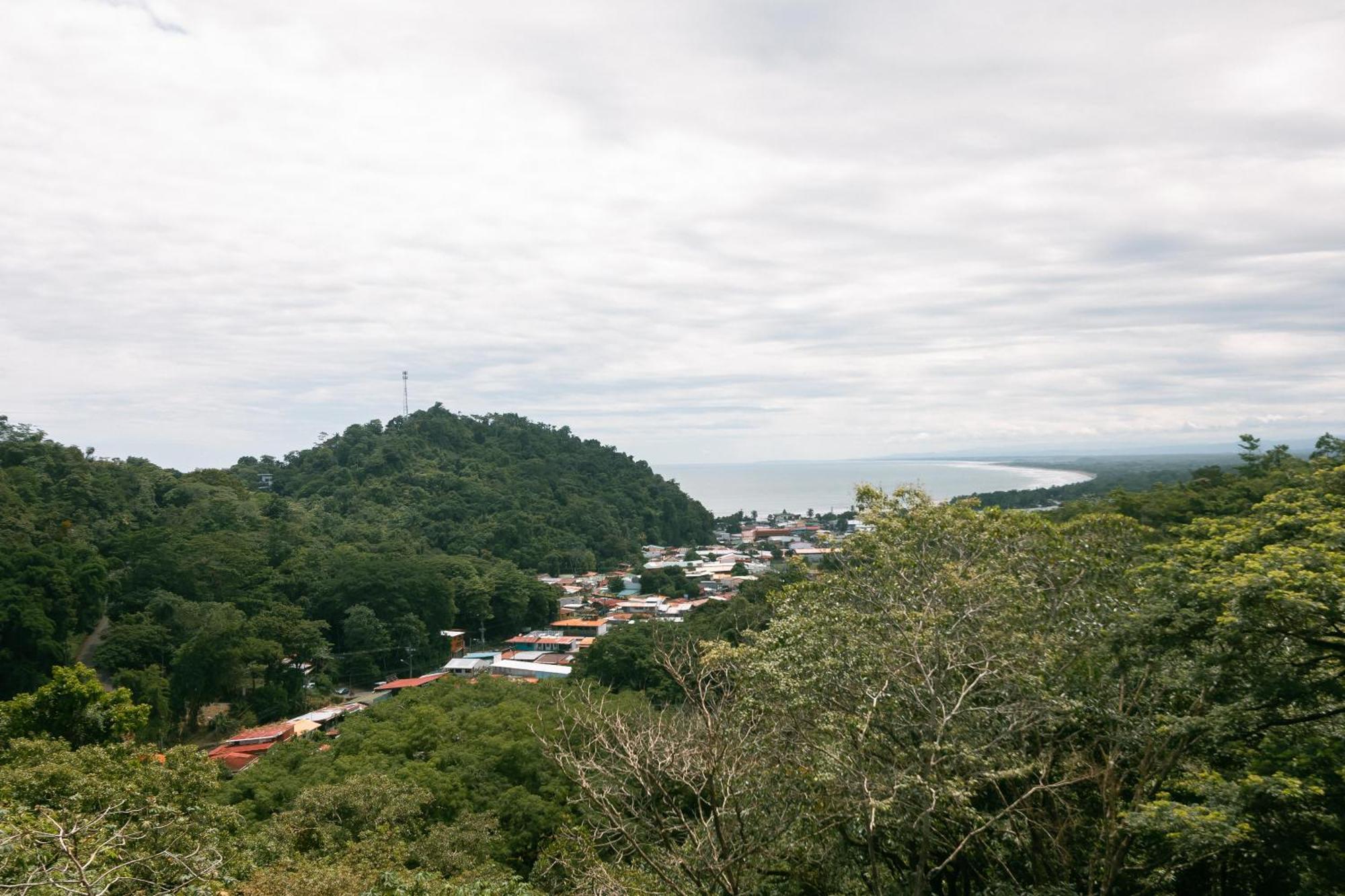 Vista Del Pacifico. Apartment Quepos Luaran gambar